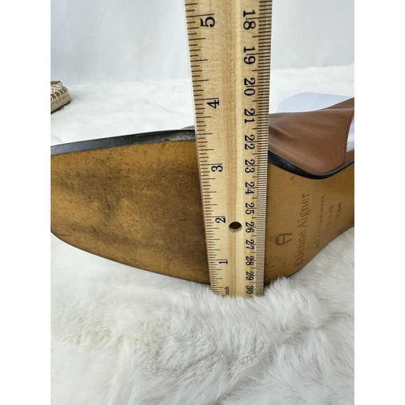 Etienne Aigner "Ellie" All Leather Slingback 3" Heel in Brown Size 7.5M - Picture 8 of 11